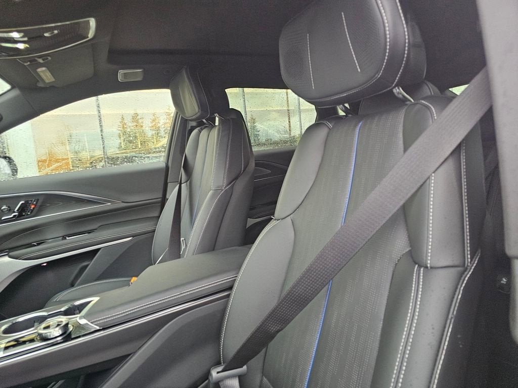 2026 Cadillac LYRIQ Premium Sport