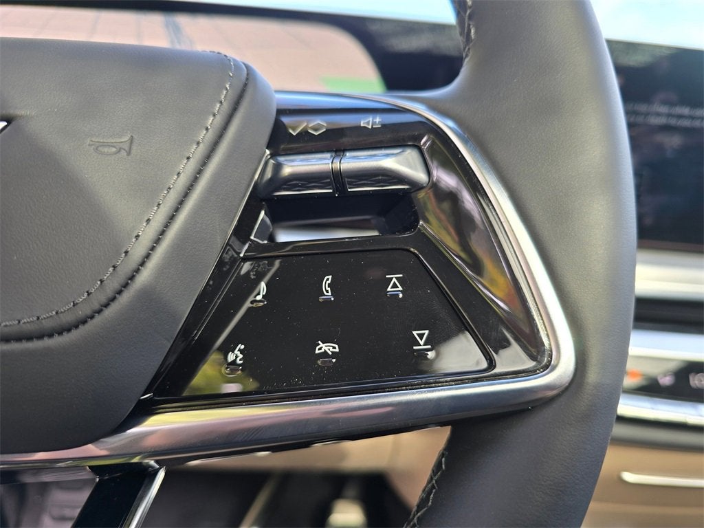 2025 Cadillac LYRIQ Sport 3