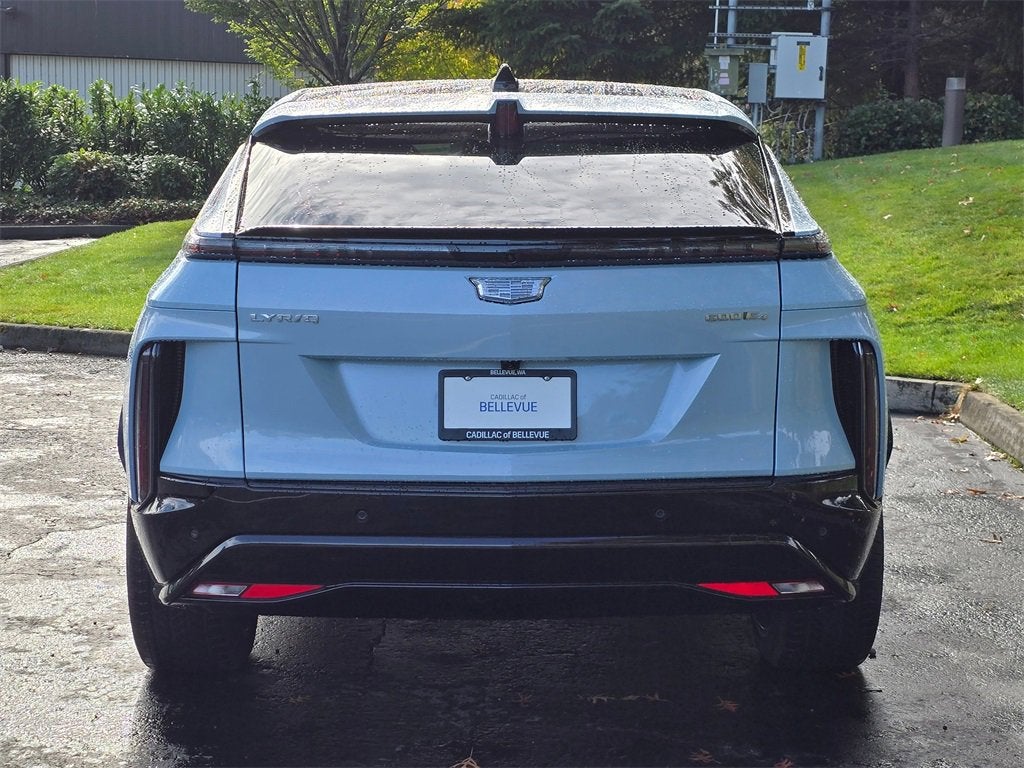 2025 Cadillac LYRIQ Sport 3