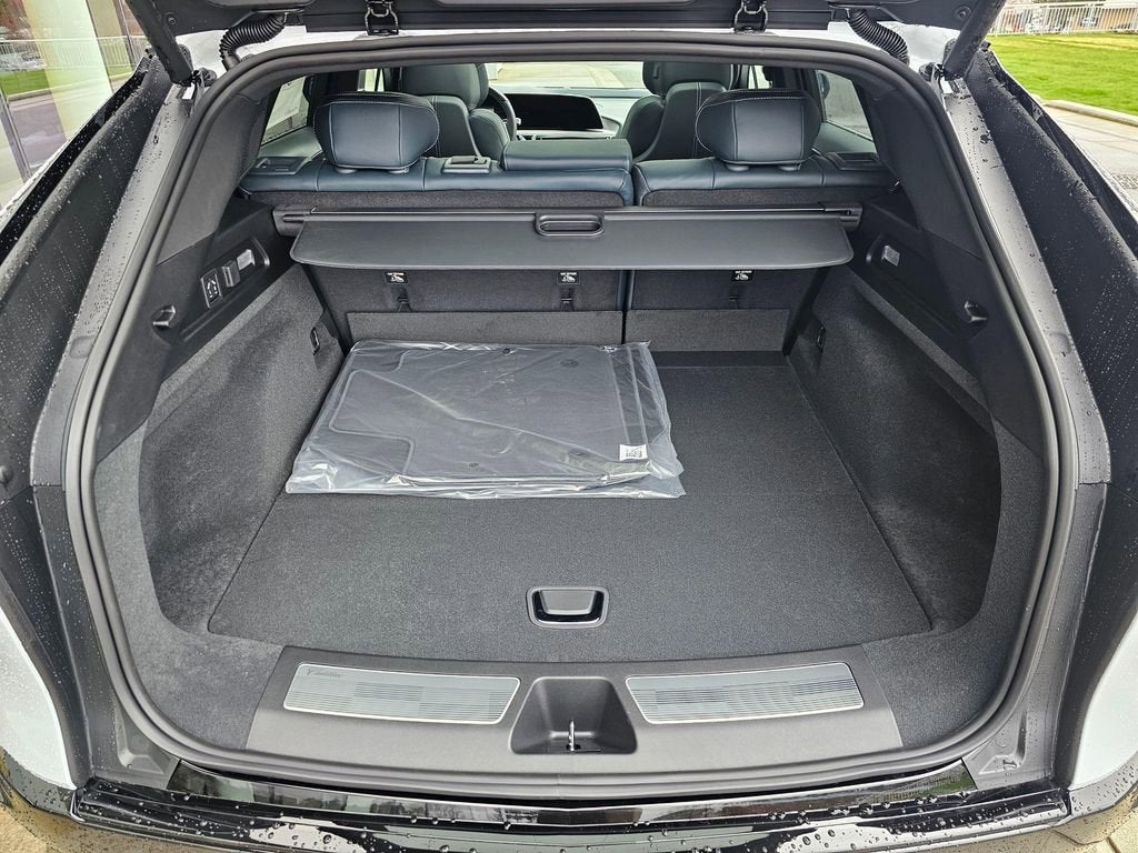 2026 Cadillac LYRIQ Signature Sport