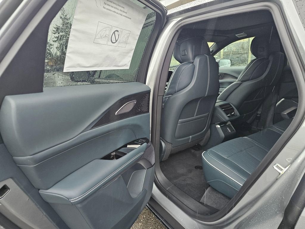 2026 Cadillac LYRIQ Signature Sport