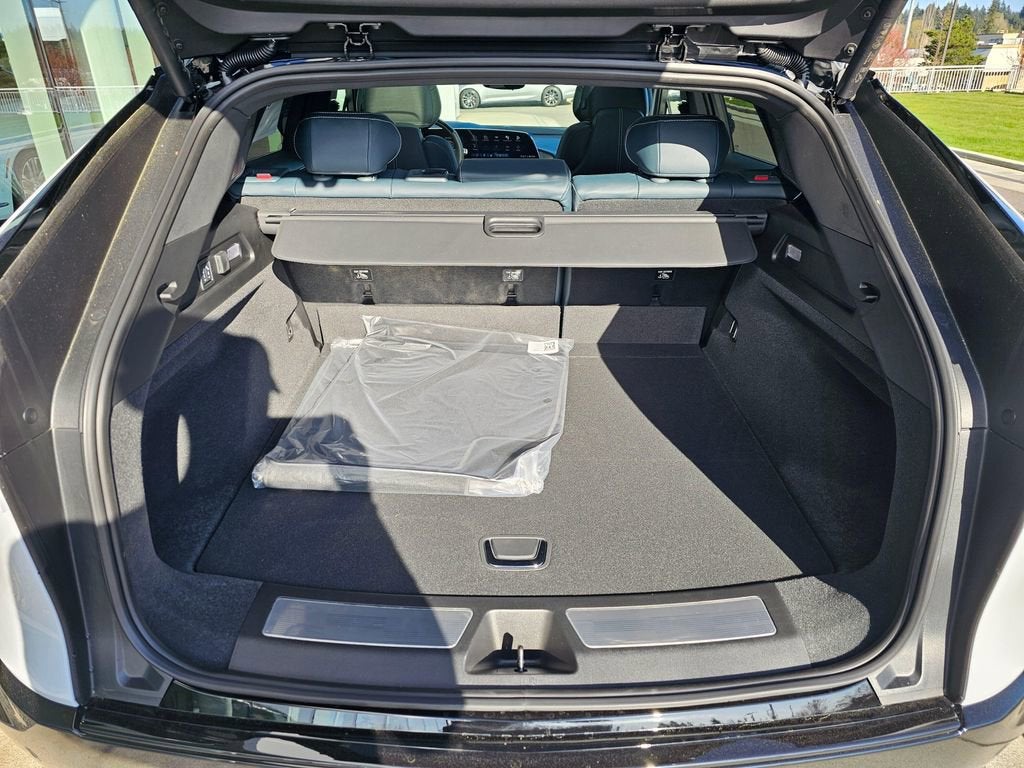 2026 Cadillac LYRIQ Signature Sport