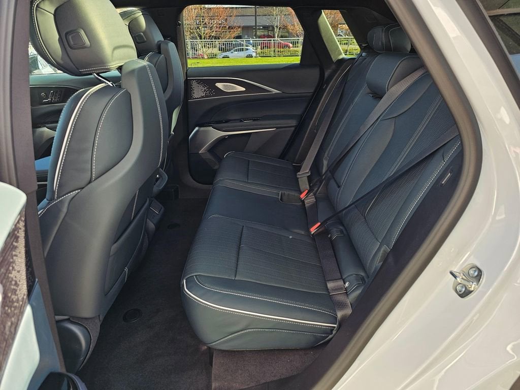 2026 Cadillac LYRIQ Signature Sport