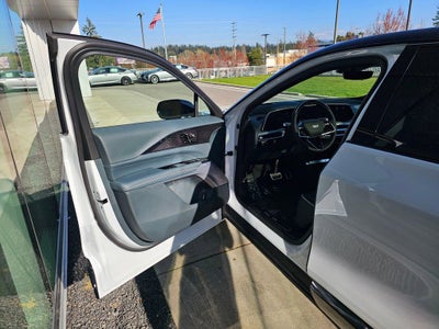 2026 Cadillac LYRIQ Signature Sport