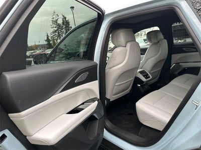 2025 Cadillac LYRIQ Sport 3