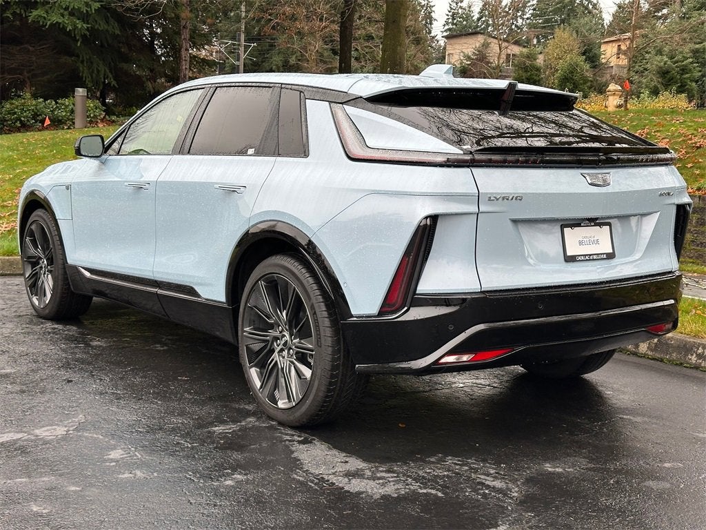 2025 Cadillac LYRIQ Sport 3