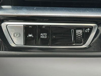 2025 Cadillac LYRIQ Sport 3