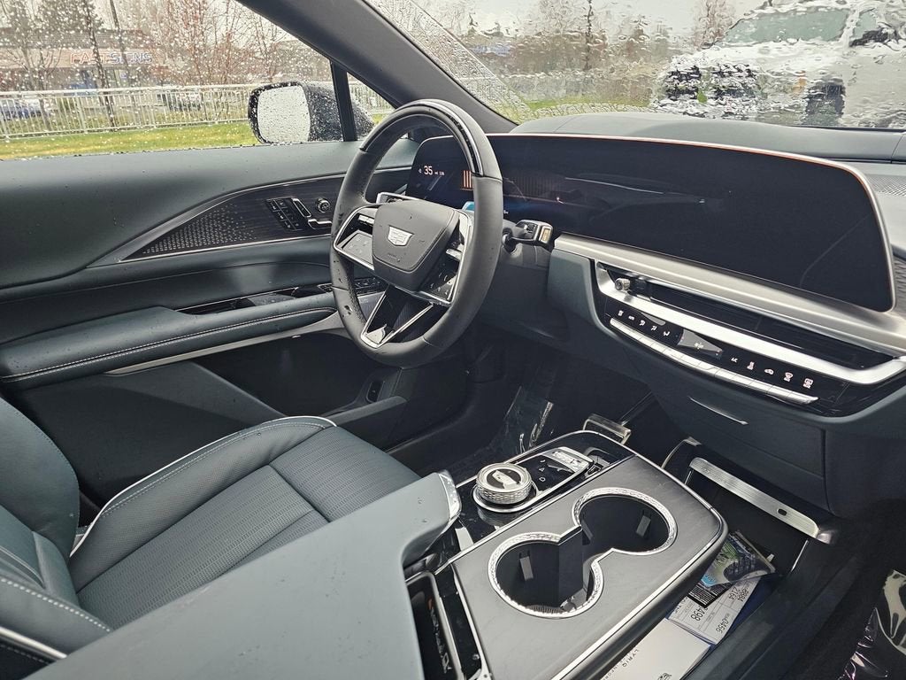 2026 Cadillac LYRIQ Signature Sport