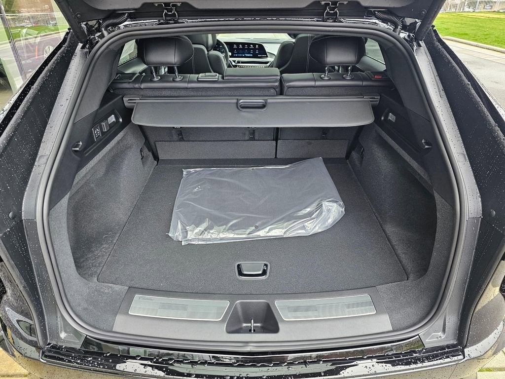 2026 Cadillac LYRIQ Signature Sport