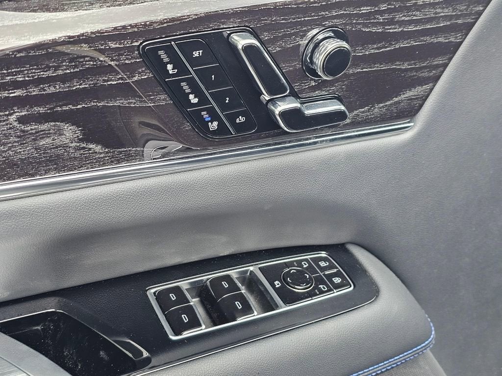 2026 Cadillac ESCALADE IQL Luxury