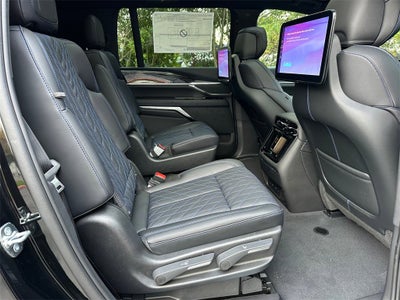 2026 Cadillac ESCALADE IQL Luxury