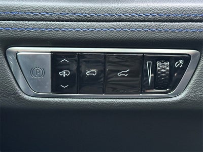 2026 Cadillac ESCALADE IQL Luxury