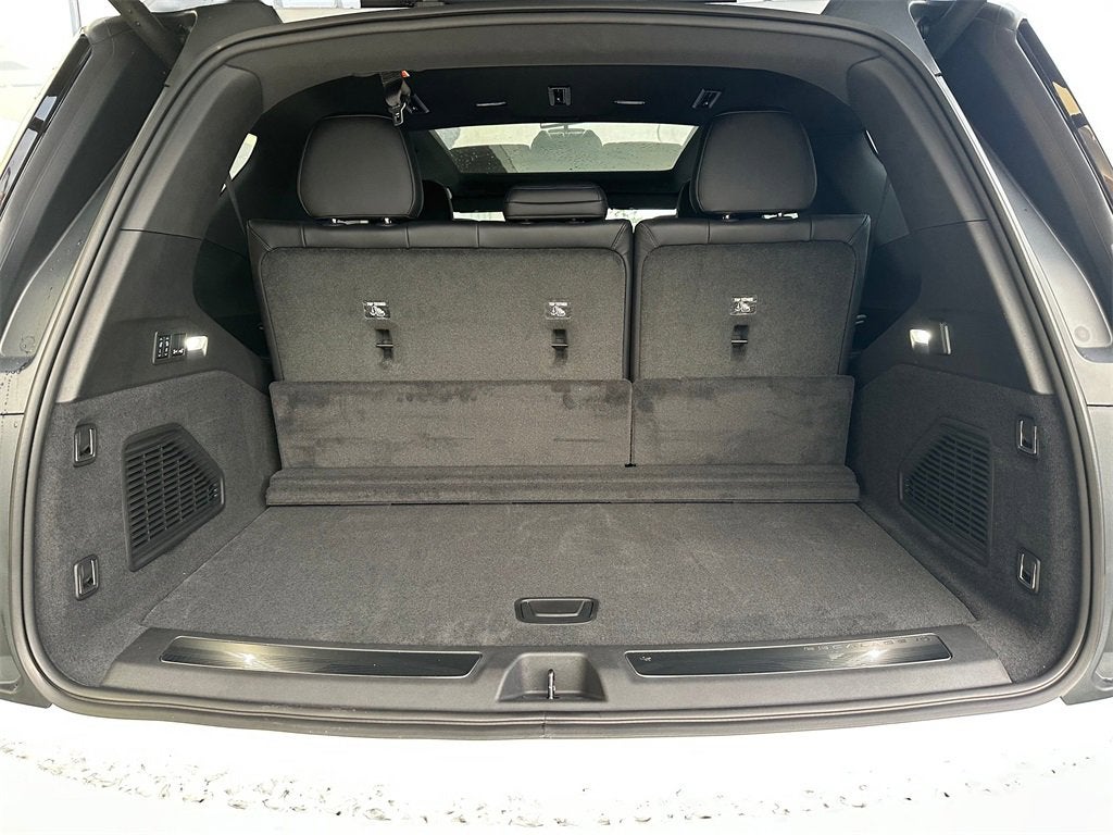 2026 Cadillac ESCALADE IQL Sport