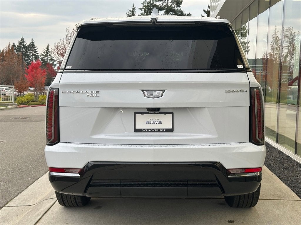 2026 Cadillac ESCALADE IQL Sport