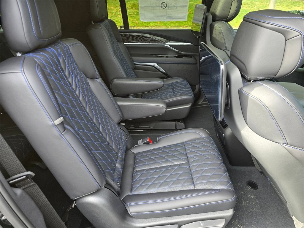 2026 Cadillac ESCALADE IQL Sport