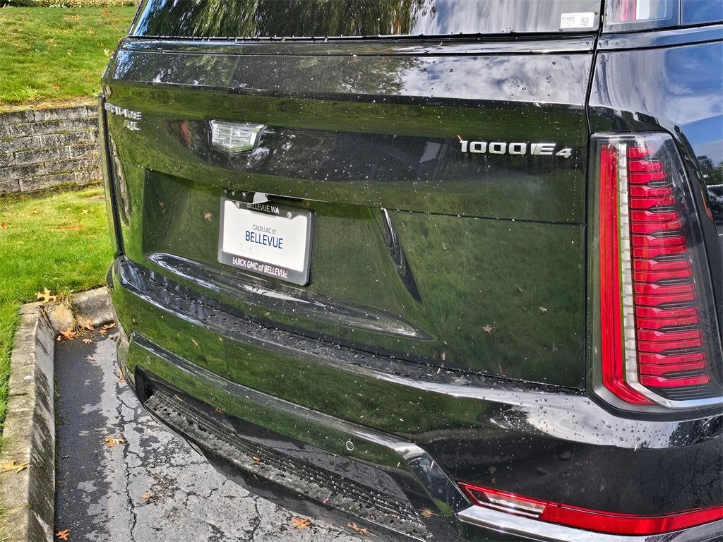 2026 Cadillac ESCALADE IQL Sport