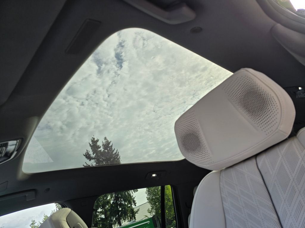 2026 Cadillac ESCALADE IQL Sport