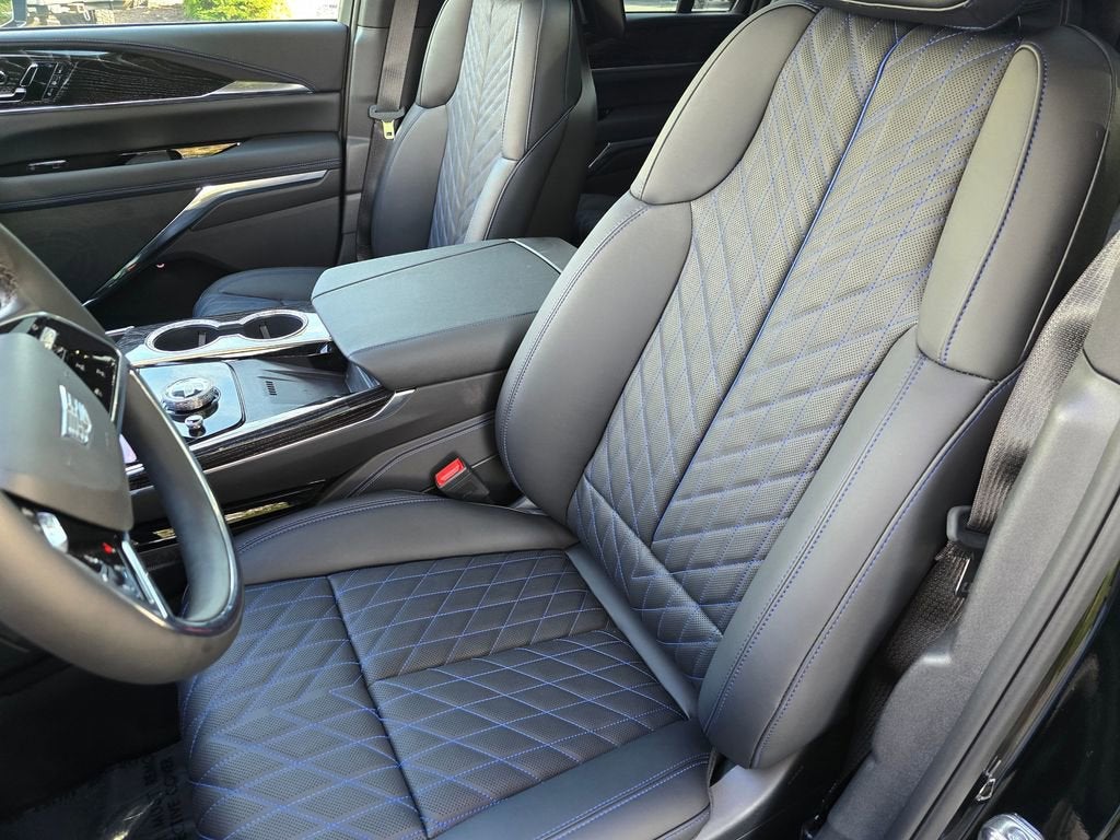 2026 Cadillac ESCALADE IQL Sport