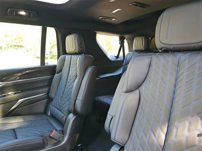 2026 Cadillac ESCALADE IQL Sport