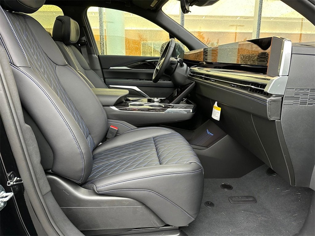 2026 Cadillac ESCALADE IQL Sport