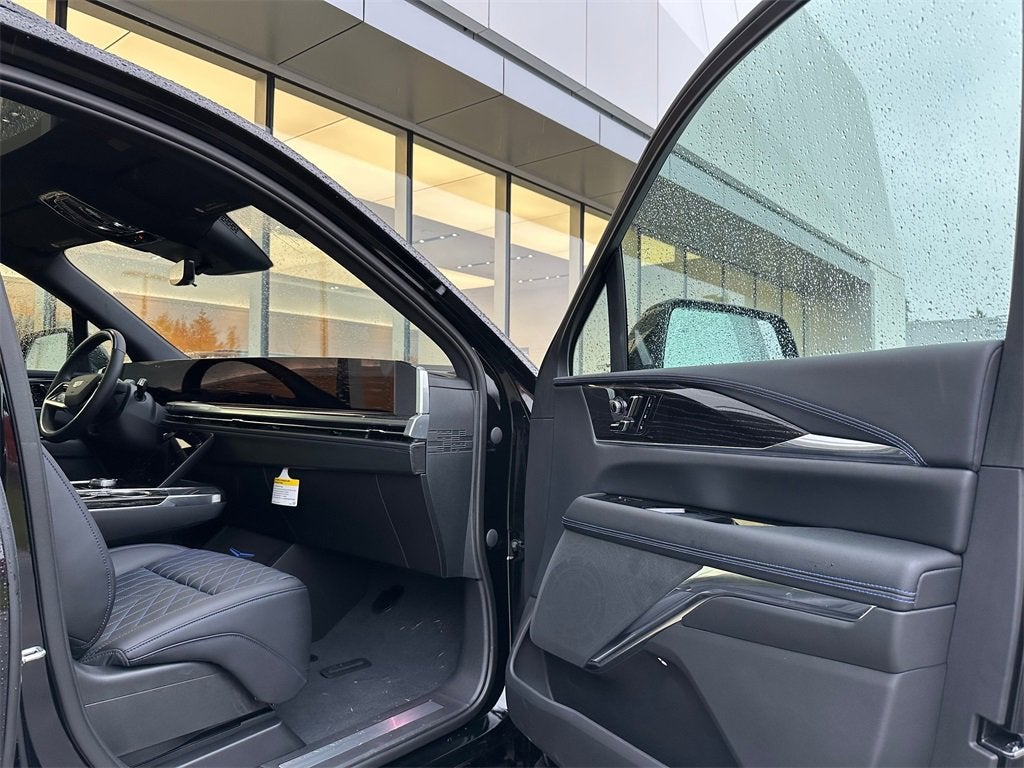 2026 Cadillac ESCALADE IQL Sport