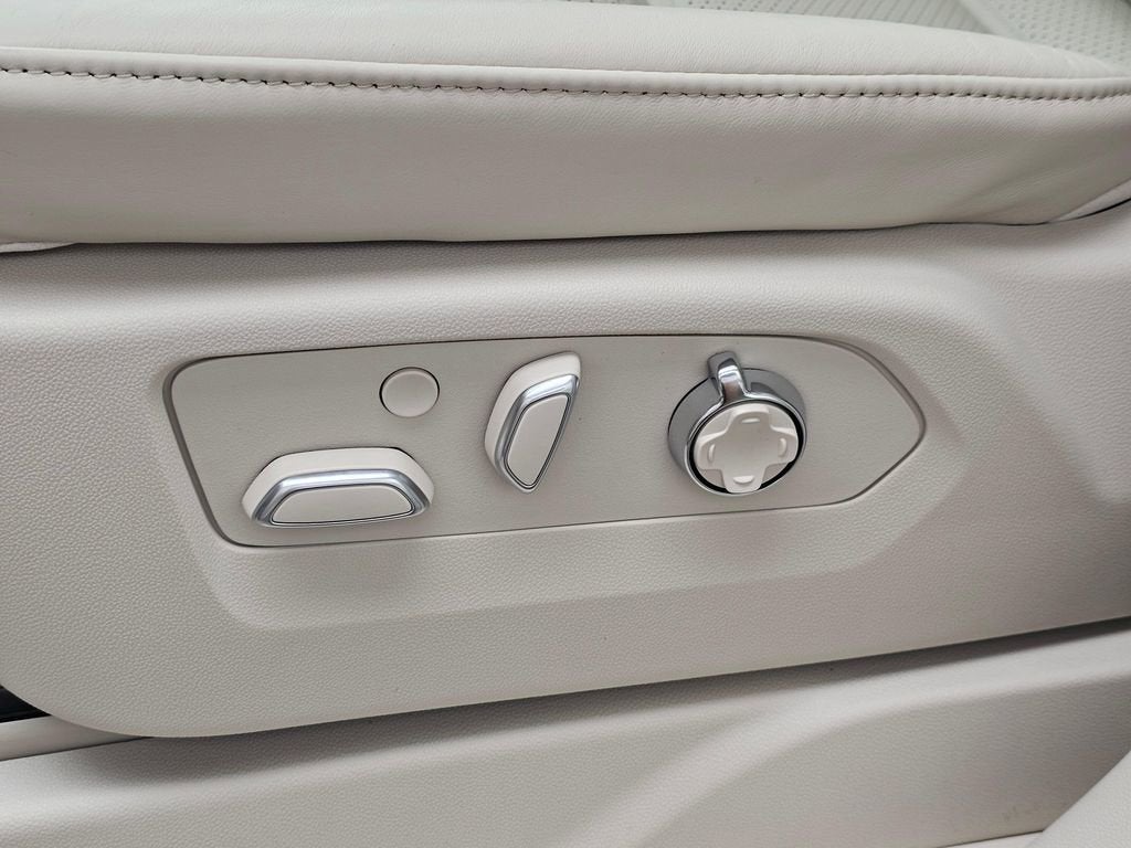 2026 Cadillac Escalade Platinum Luxury