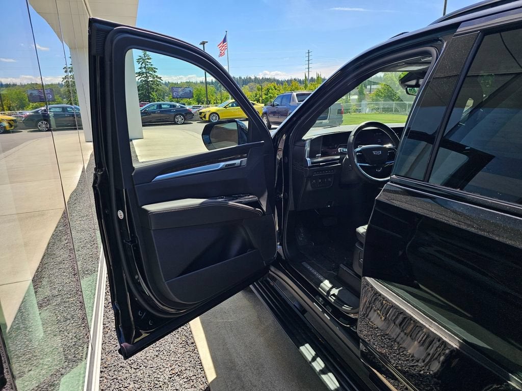 2026 Cadillac Escalade Platinum Sport