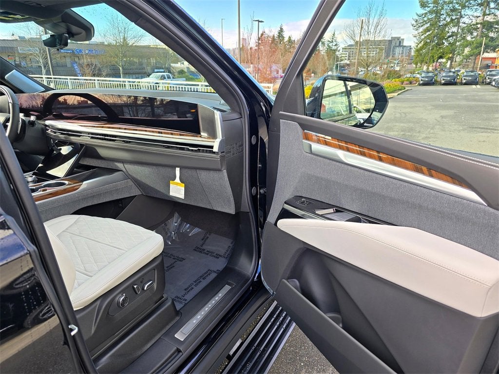 2026 Cadillac Escalade ESV Platinum Sport