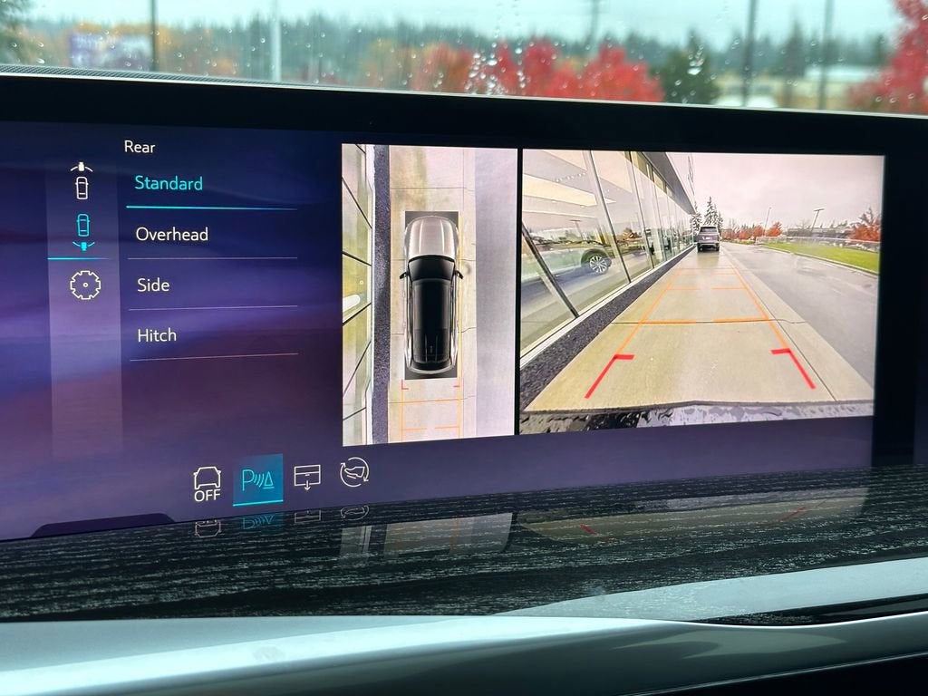 2025 Cadillac ESCALADE IQ Luxury 1