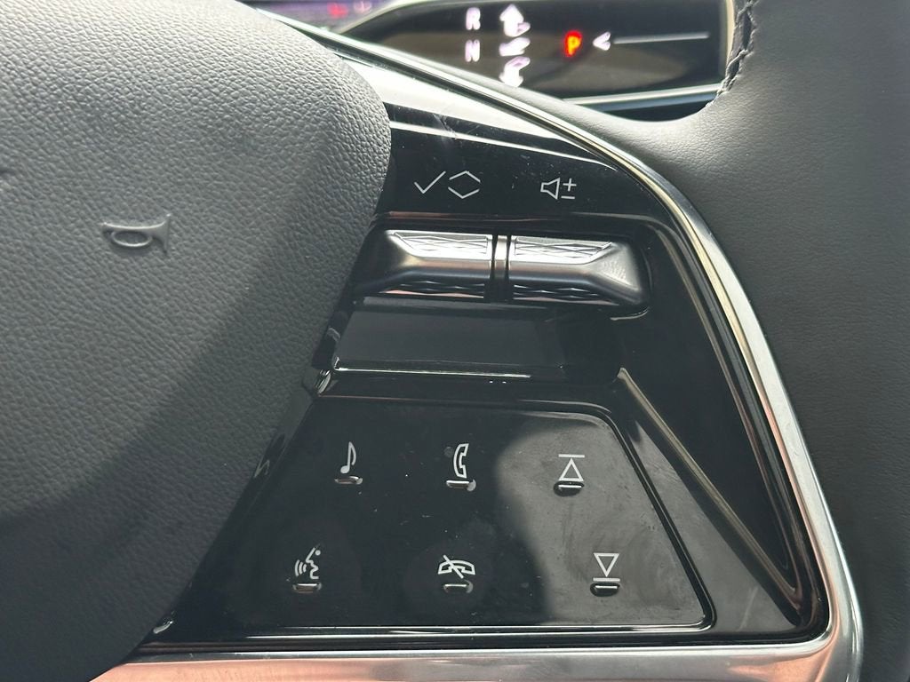 2025 Cadillac ESCALADE IQ Luxury 1