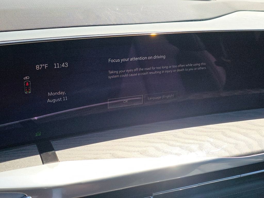 2025 Cadillac ESCALADE IQ Luxury 2