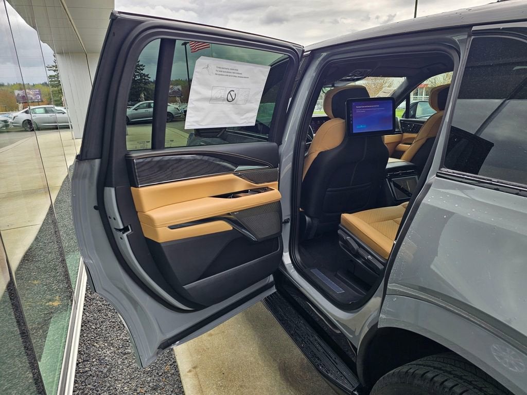2026 Cadillac ESCALADE IQ Premium Sport