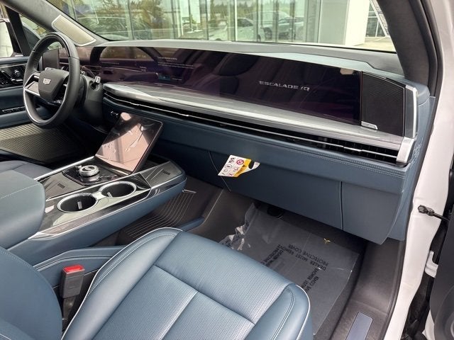 2025 Cadillac ESCALADE IQ Sport 2