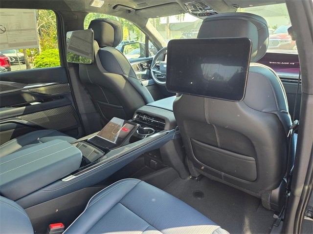 2025 Cadillac ESCALADE IQ Sport 2