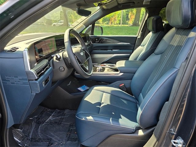 2025 Cadillac ESCALADE IQ Sport 2