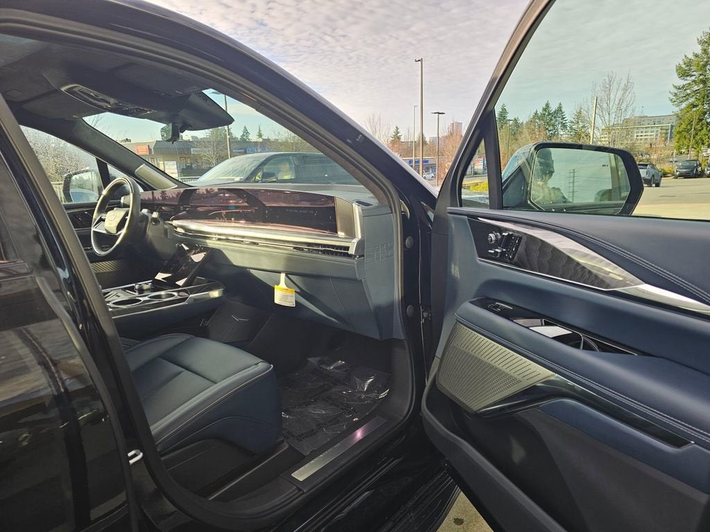 2025 Cadillac ESCALADE IQ Sport 2