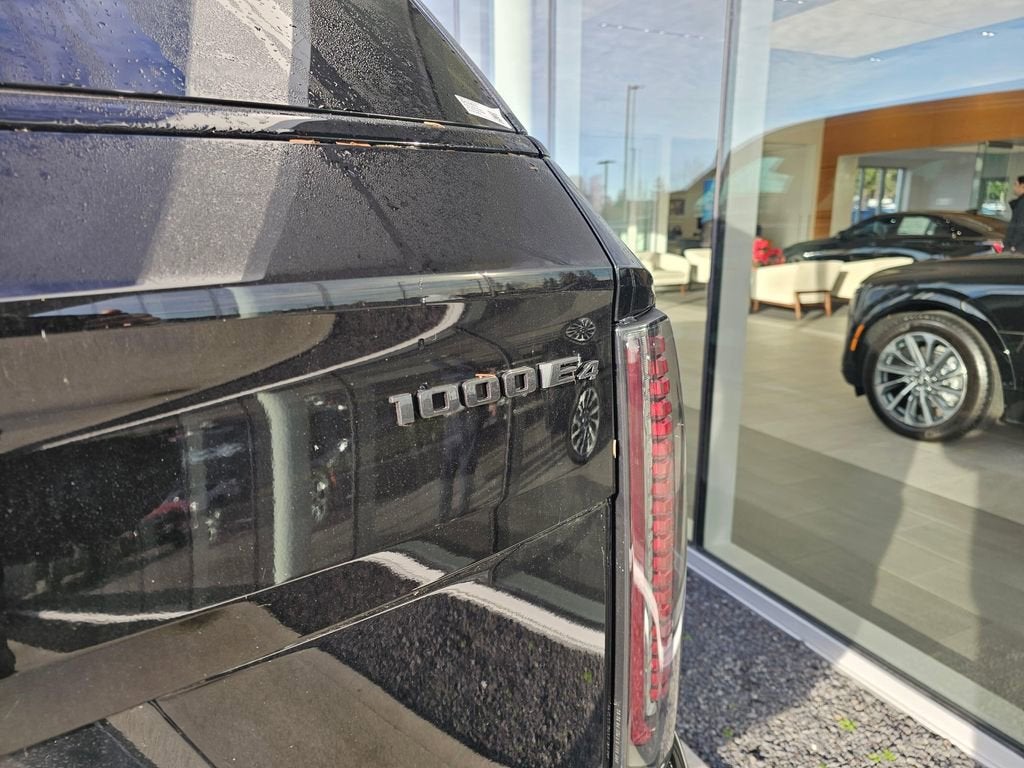 2025 Cadillac ESCALADE IQ Sport 2