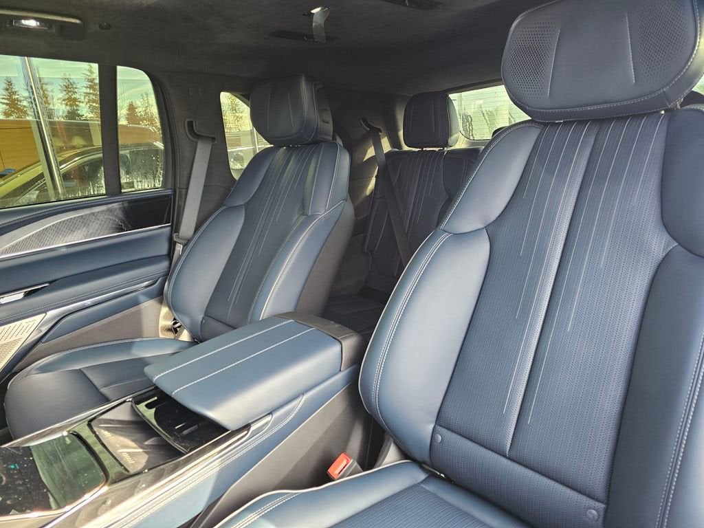 2025 Cadillac ESCALADE IQ Sport 2