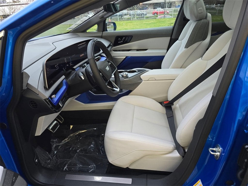 2026 Cadillac OPTIQ Luxury