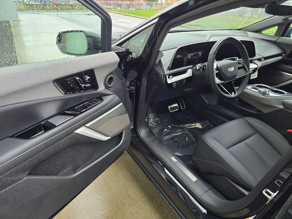 2026 Cadillac OPTIQ Luxury