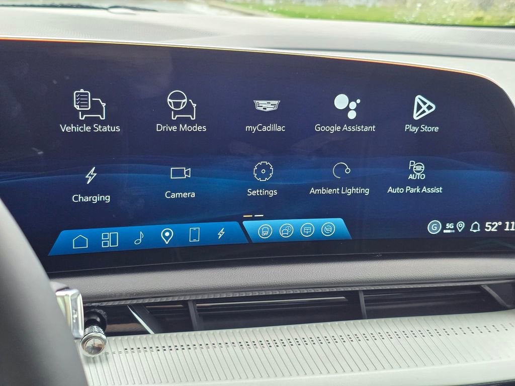 2026 Cadillac OPTIQ Luxury