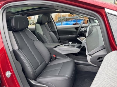 2025 Cadillac OPTIQ Luxury 1