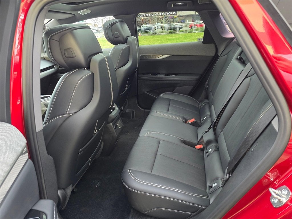 2026 Cadillac OPTIQ Premium Luxury