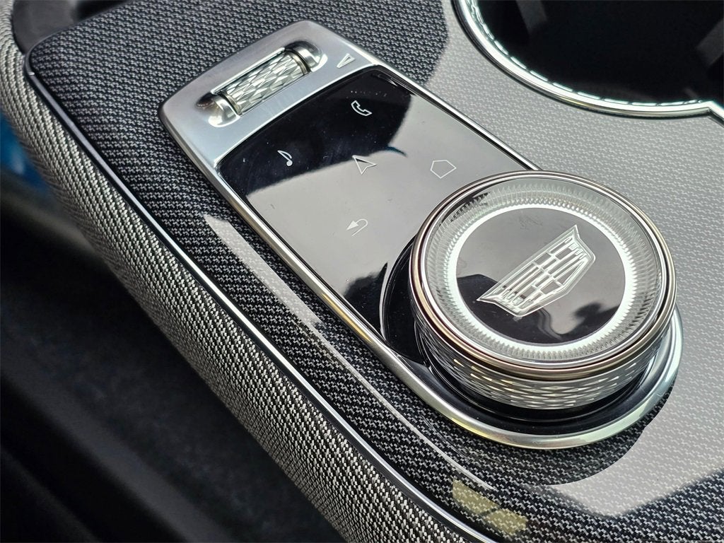 2026 Cadillac OPTIQ Premium Luxury