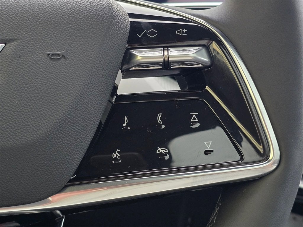 2026 Cadillac OPTIQ Premium Luxury