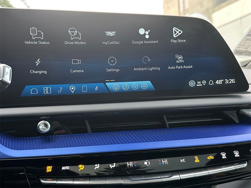 2026 Cadillac OPTIQ Premium Luxury