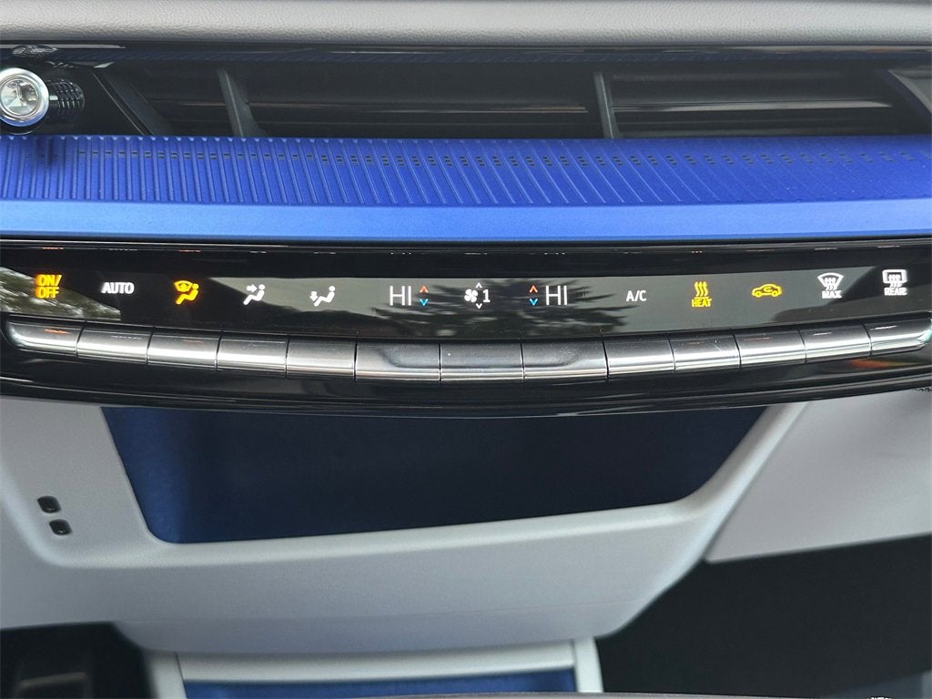 2026 Cadillac OPTIQ Premium Luxury