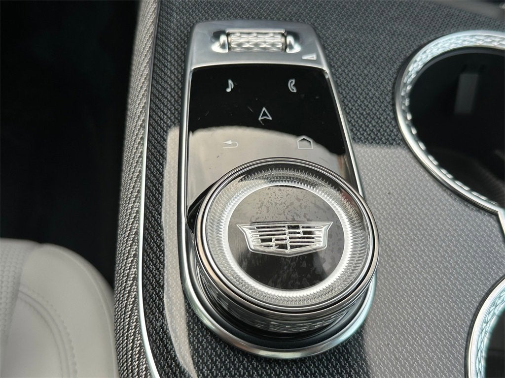 2026 Cadillac OPTIQ Premium Luxury