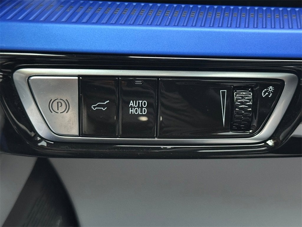 2026 Cadillac OPTIQ Premium Luxury