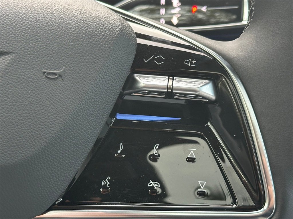 2026 Cadillac OPTIQ Premium Luxury